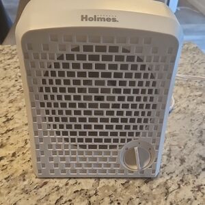 Holmes White Electric Heater